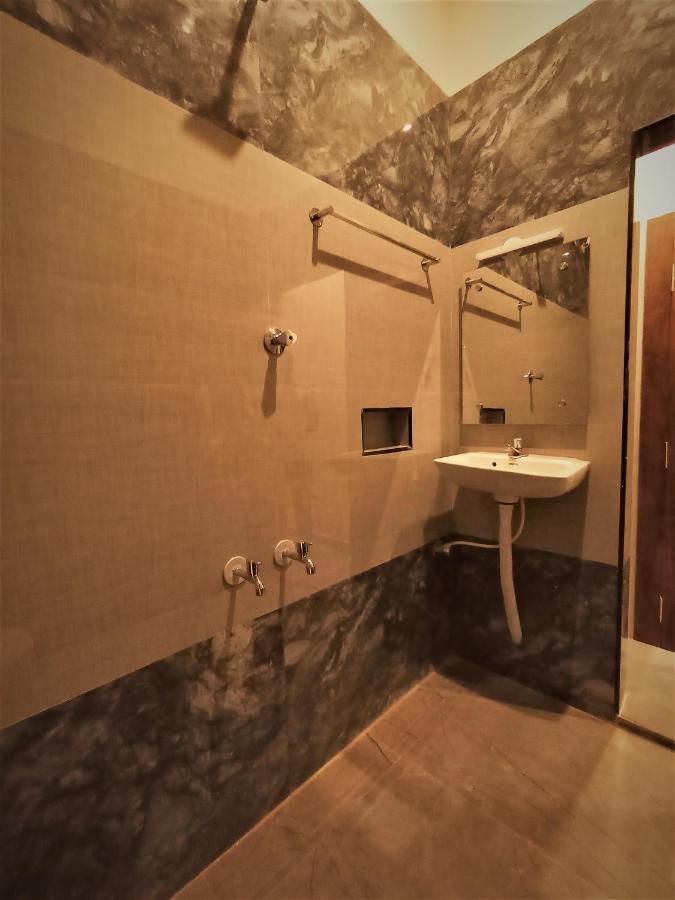 Hotel Elite Rāmeswaram Extérieur photo