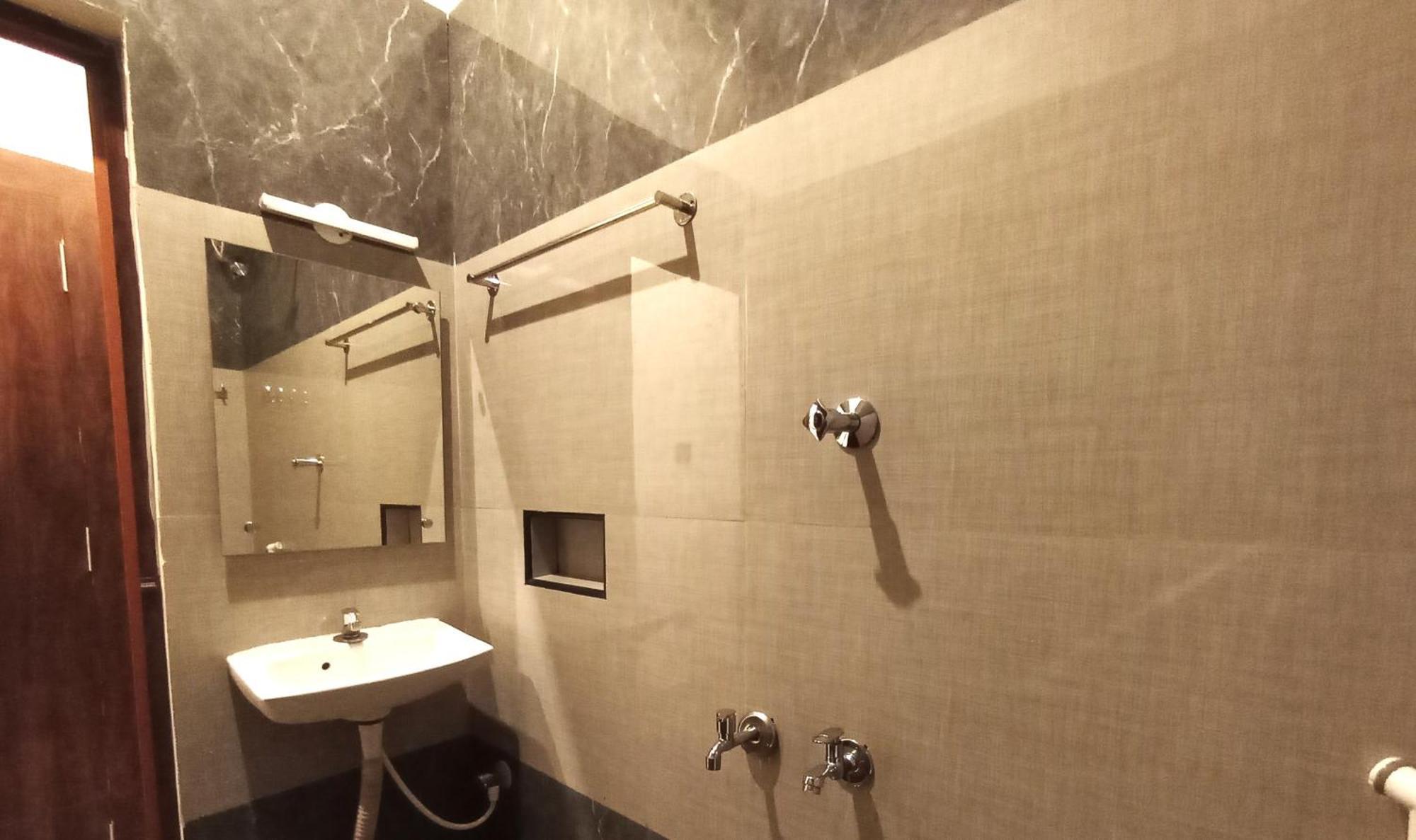 Hotel Elite Rāmeswaram Extérieur photo
